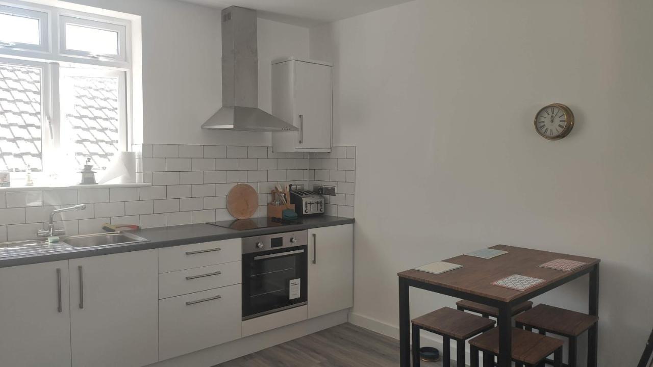 Stunning One Bedroom Holiday Flat In Уеймут Екстериор снимка